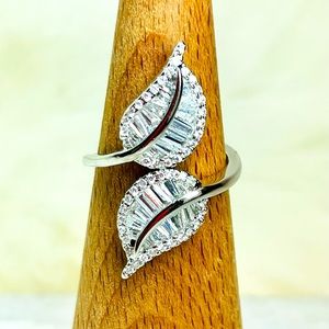 Sterling Silver/925 Silver Filled Cubic Zirconia Ring Size/Adjustable/3.…